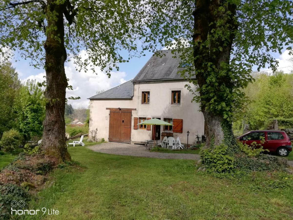 Chambre D Hote Le Lavoir Saint-Brisson Exteriér fotografie